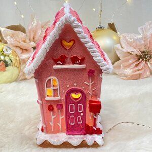 Cupcakes and Cashmere Valentines Pink Led Light Up Gingerbread Lovebirds House